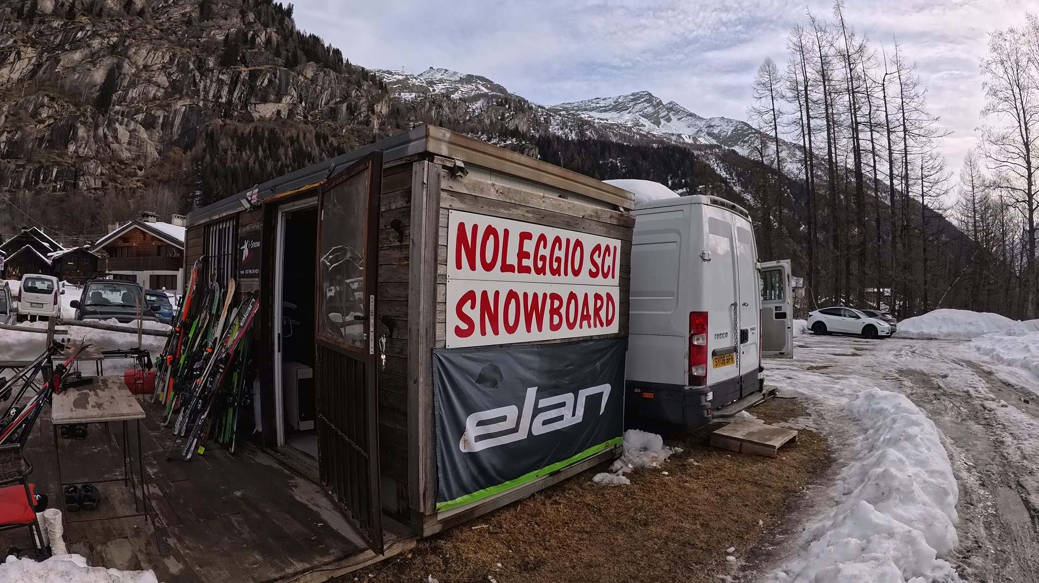 Noleggio Sci e Attrezzature